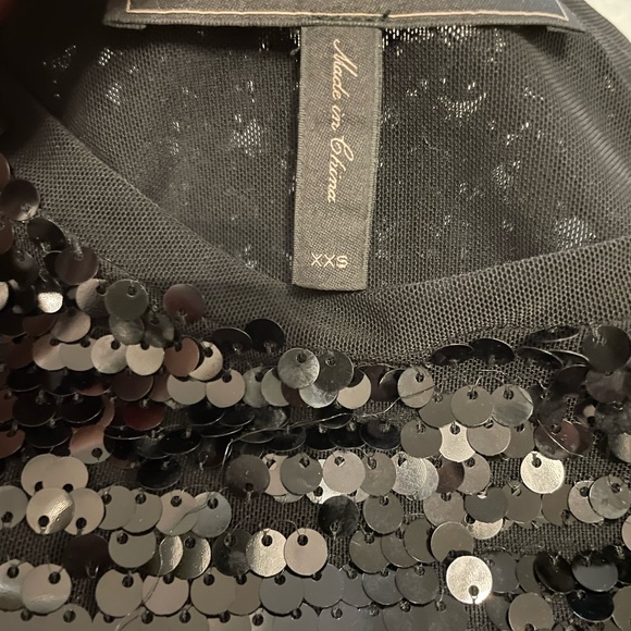 Authentic BCBG sequins dress - Picture 4 of 9